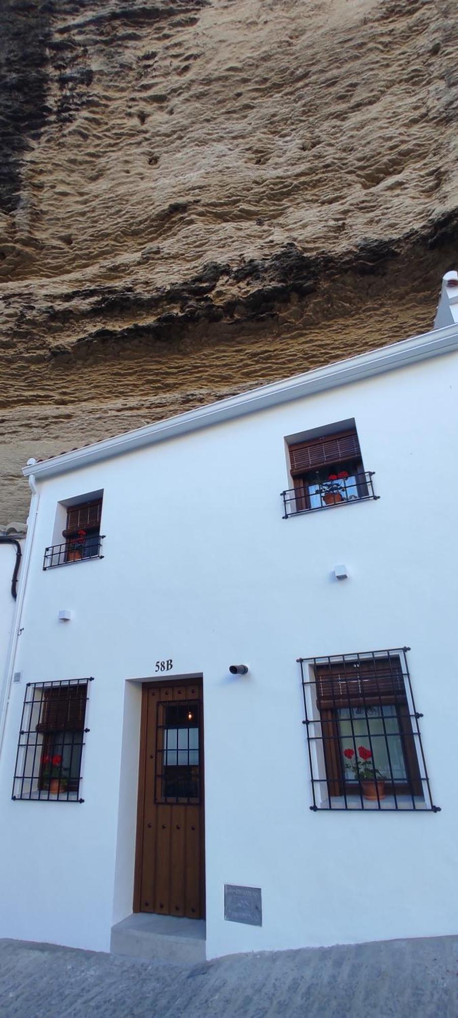 Casa Cueva Las Chicas Del Puente Setenil De Las Bodegas المظهر الخارجي الصورة